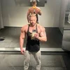 Suche einen athletischen Typen